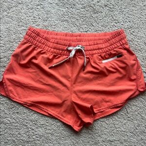 Vuori Women's Coral Shorts